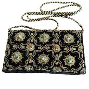 Vintage 60’s 70’s Black Gold Embroidered Velvet Clutch Bag Zardozi Metal…